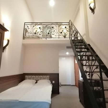 Hotel Aristokrat Obzor Bagian luar foto