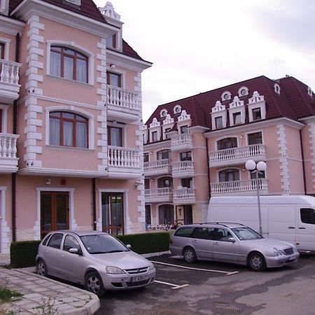Hotel Aristokrat Obzor Bagian luar foto