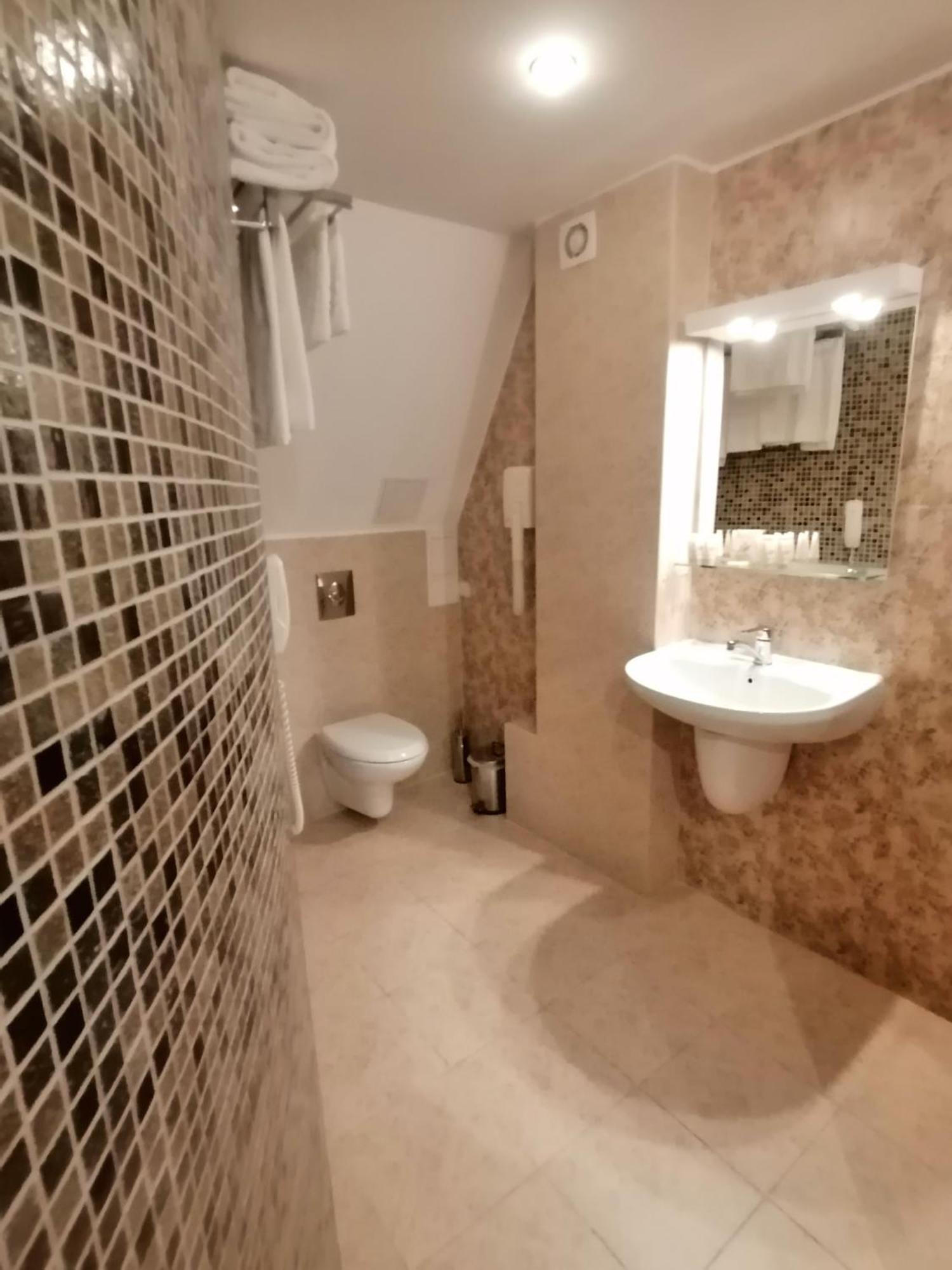 Hotel Aristokrat Obzor Bagian luar foto