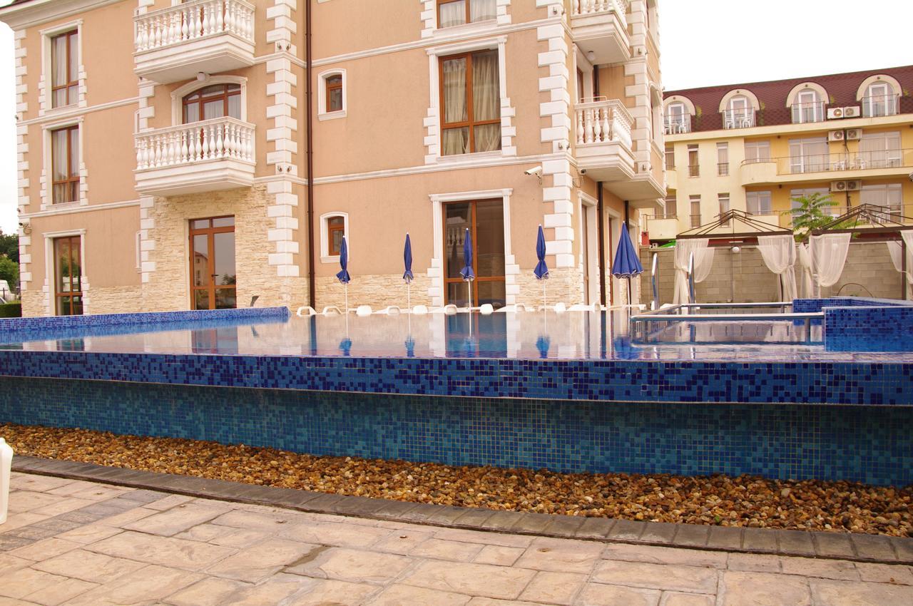 Hotel Aristokrat Obzor Bagian luar foto