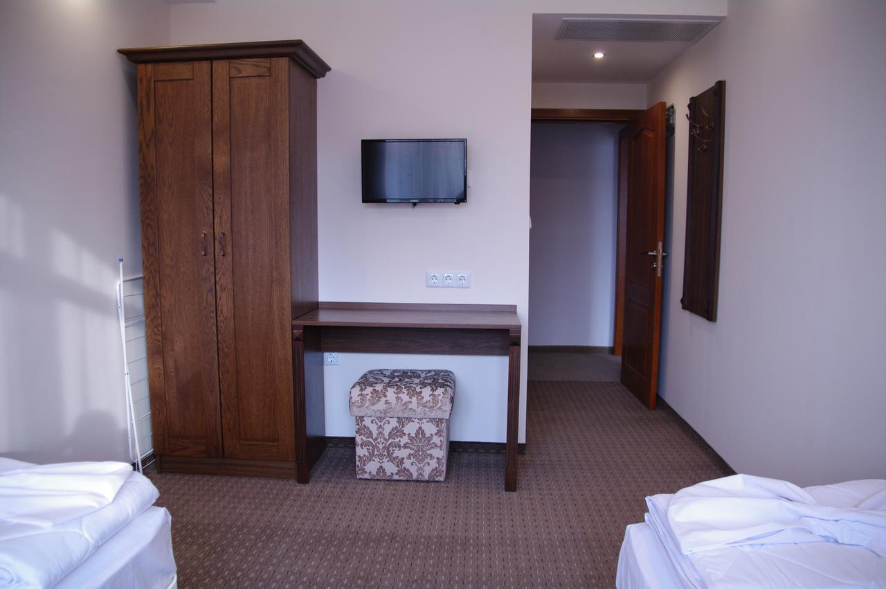 Hotel Aristokrat Obzor Bagian luar foto