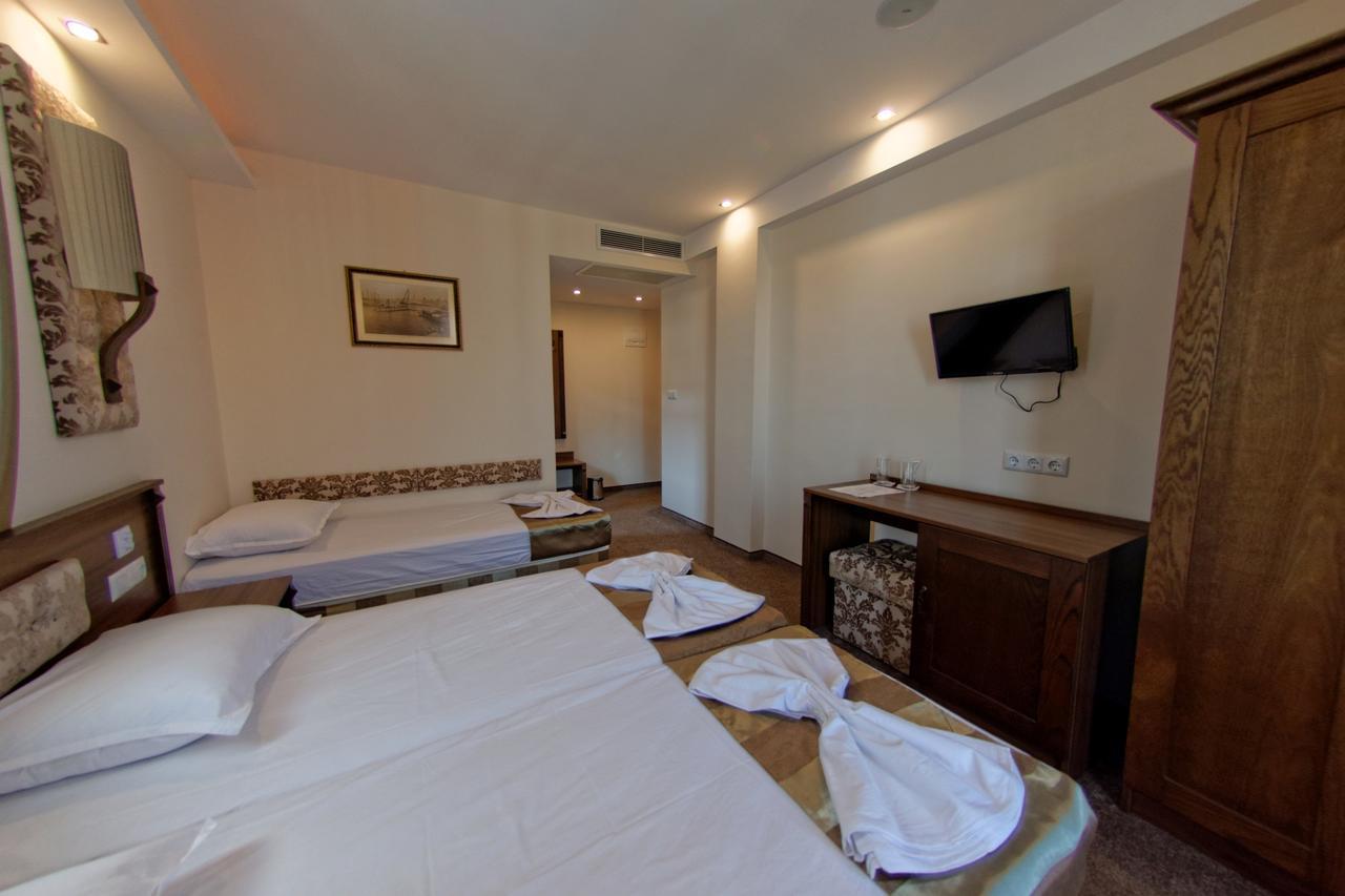 Hotel Aristokrat Obzor Bagian luar foto